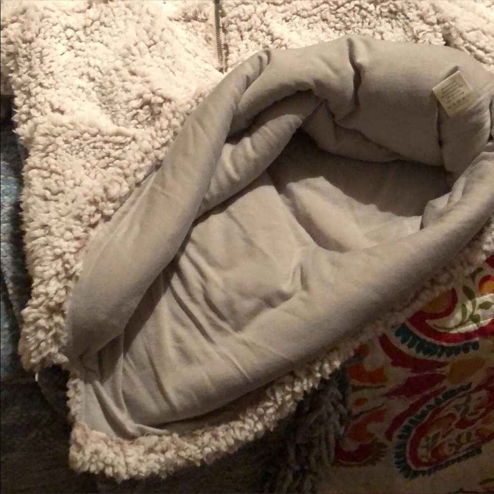 Half zip Sherpa/Wubby pullover from Francesca’s.